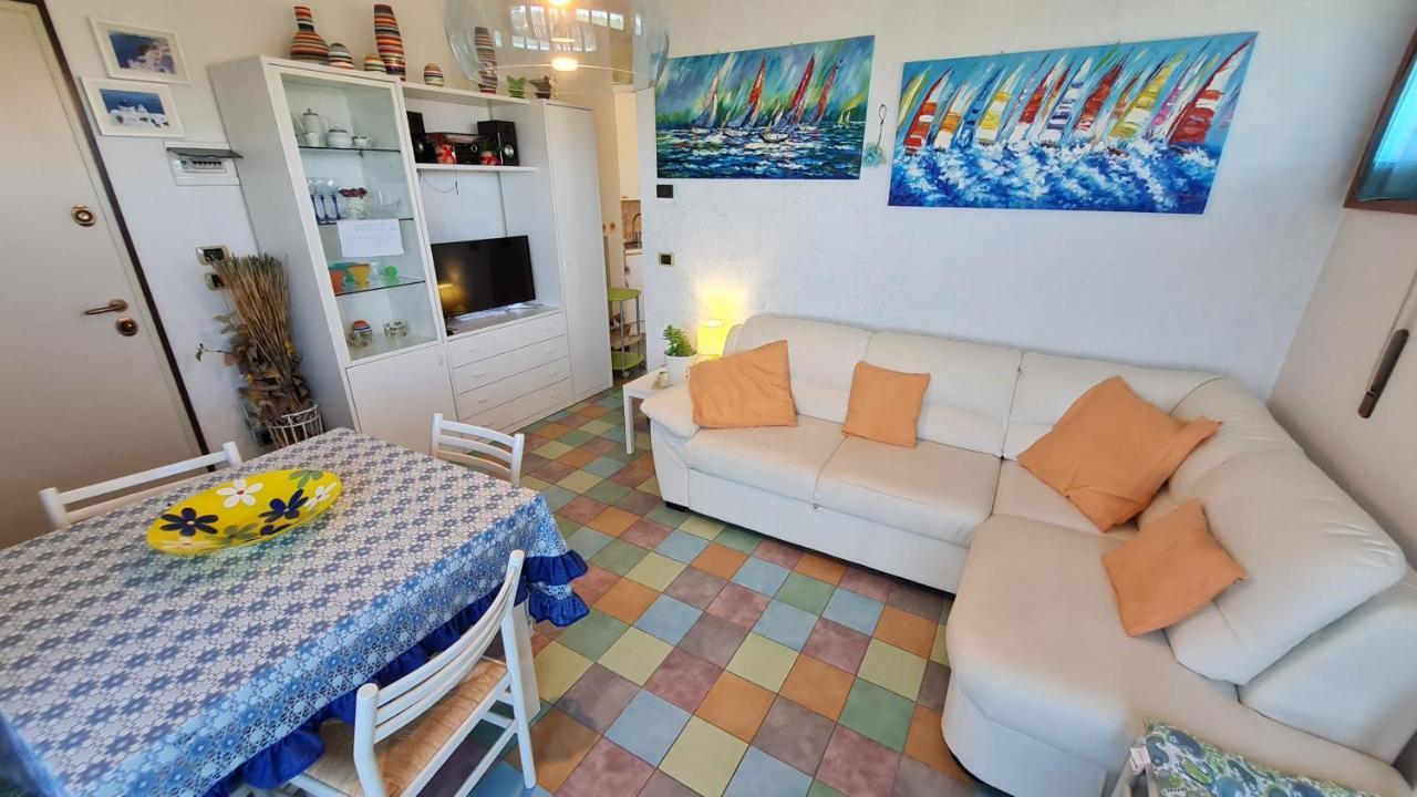Easy Apartments Peschiera Peschiera del Garda Exterior foto