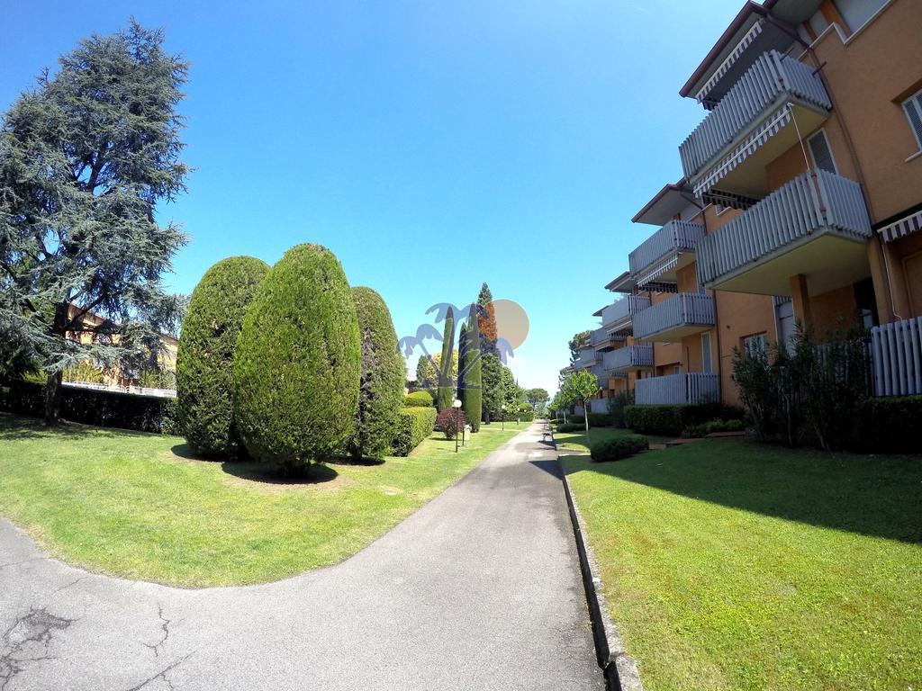 Easy Apartments Peschiera Peschiera del Garda Exterior foto